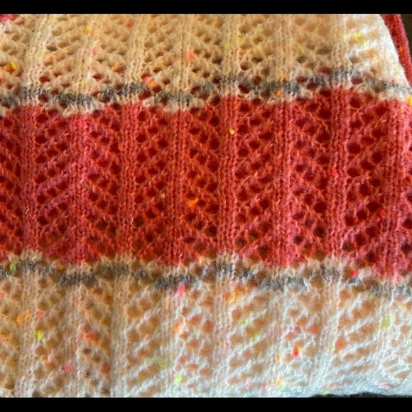 SO Junior Medium Drop Shoulder Pullover Sweater - Picture 4 of 4